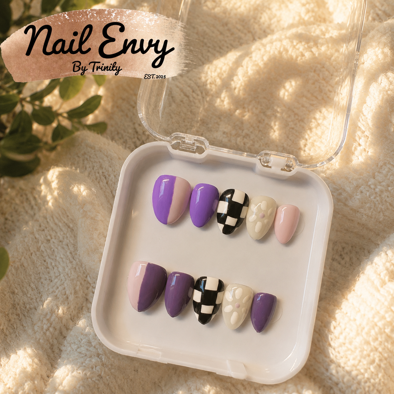 Summer Press On Nails | Handmade Reusable Glue-On Nail Set | Custom Sizes | Salon Quality False Nails | Beach Vacation Nail Design | Gift for Her