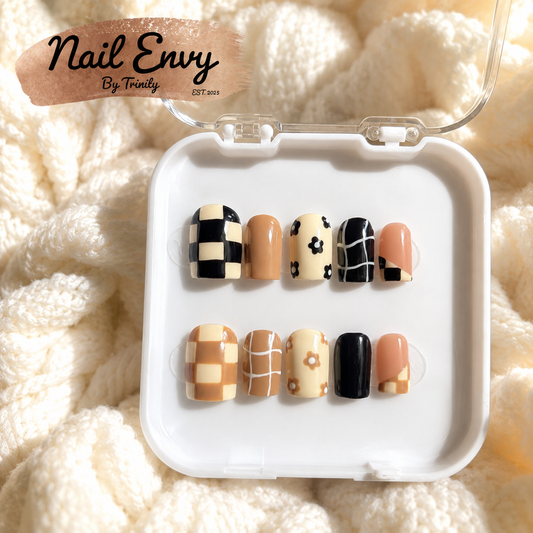 Cozy Fall Press-On Nails | Handmade Reusable Autumn Nail Designs in Warm Seasonal Colors and Patterns