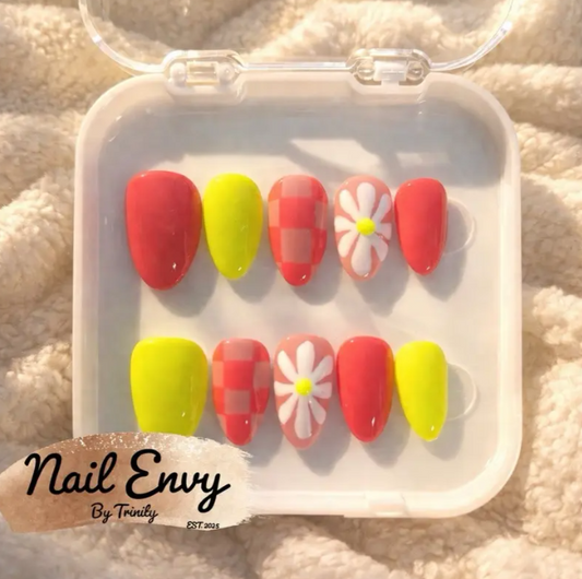 Summer Press On Nails | Handmade Reusable Glue-On Nail Set | Custom Sizes | Salon Quality False Nails | Beach Vacation Nail Design | Gift for Her