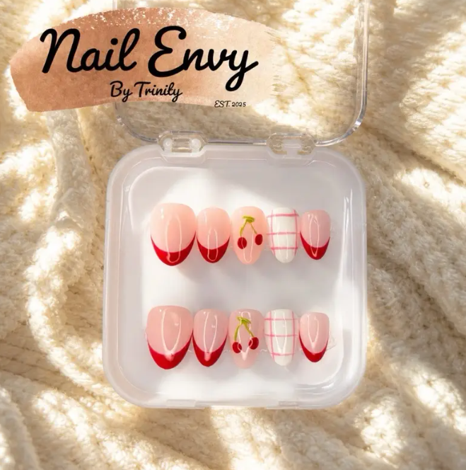 Summer Press On Nails | Handmade Reusable Glue-On Nail Set | Custom Sizes | Salon Quality False Nails | Beach Vacation Nail Design | Gift for Her