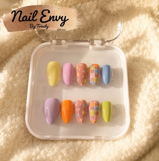 Summer Press On Nails | Handmade Reusable Glue-On Nail Set | Custom Sizes | Salon Quality False Nails | Beach Vacation Nail Design | Gift for Her