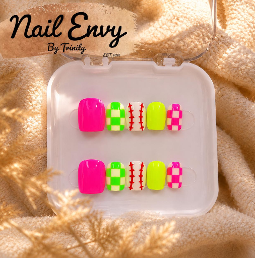 Summer Press On Nails | Handmade Reusable Glue-On Nail Set | Custom Sizes | Salon Quality False Nails | Beach Vacation Nail Design | Gift for Her