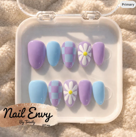 Summer Press On Nails | Handmade Reusable Glue-On Nail Set | Custom Sizes | Salon Quality False Nails | Beach Vacation Nail Design | Gift for Her