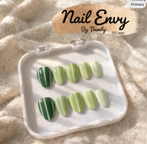Summer Press On Nails | Handmade Reusable Glue-On Nail Set | Custom Sizes | Salon Quality False Nails | Beach Vacation Nail Design | Gift for Her
